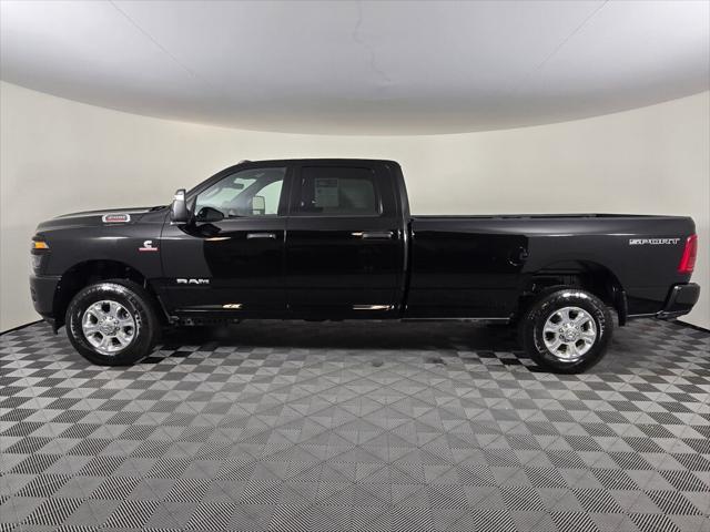 2026 Ram 3500 Big Horn Crew Cab 4x4 8' Box
