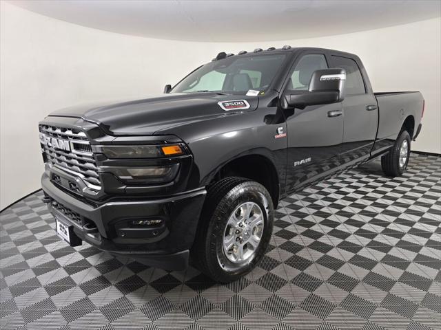 2026 Ram 3500 Big Horn Crew Cab 4x4 8' Box