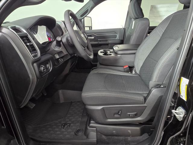 2026 Ram 3500 Big Horn Crew Cab 4x4 8' Box