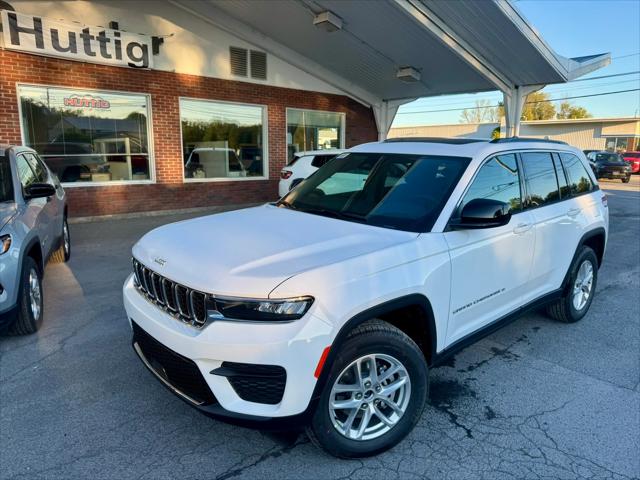 2025 Jeep Grand Cherokee GRAND CHEROKEE LAREDO X 4X4