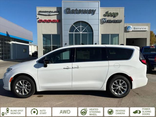 2026 Chrysler Pacifica PACIFICA SELECT AWD