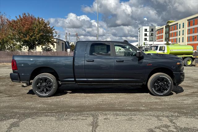 2026 RAM Ram 3500 RAM 3500 LARAMIE MEGA CAB 4X4 64 BOX 2026 RAM Ram 3500 RAM 3500 LARAMIE MEGA CAB 4X4 64 BOX