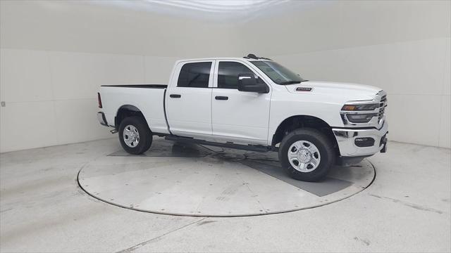 2026 RAM Ram 2500 RAM 2500 TRADESMAN CREW CAB 4X4 64 BOX 2026 RAM Ram 2500 RAM 2500 TRADESMAN CREW CAB 4X4 64 BOX