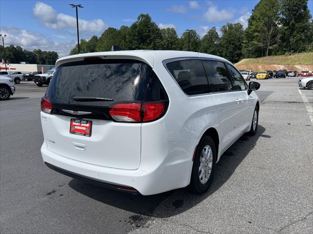 2026 Chrysler Voyager VOYAGER LX