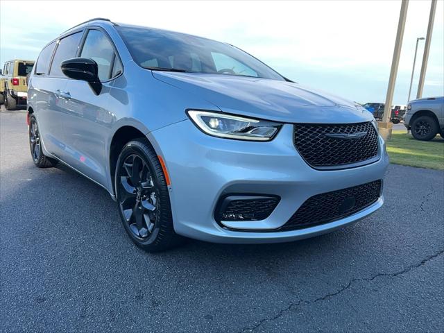 2026 Chrysler Pacifica PACIFICA LIMITED