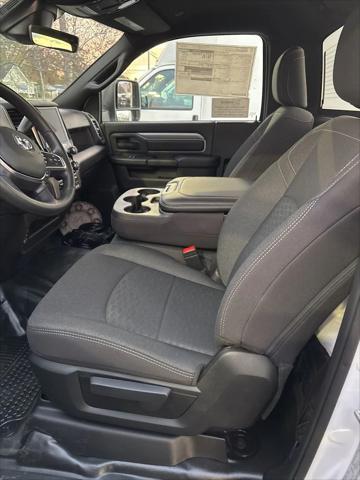 2026 RAM 3500 Chassis RAM 3500 TRADESMAN CHASSIS REGULAR CAB 4X4 60 CA 2026 RAM 3500 Chassis RAM 3500 TRADESMAN CHASSIS REGULAR CAB 4X4 60 CA