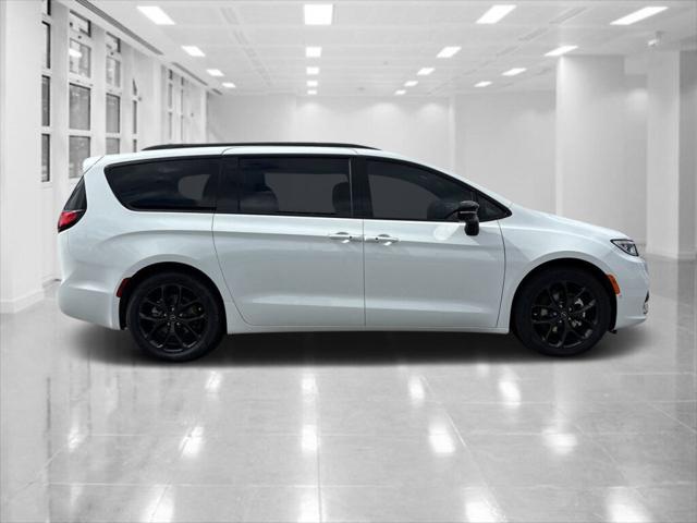 2026 Chrysler Pacifica PACIFICA LIMITED