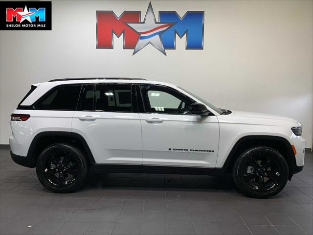 2025 Jeep Grand Cherokee GRAND CHEROKEE LIMITED 4X4 2025 Jeep Grand Cherokee GRAND CHEROKEE LIMITED 4X4