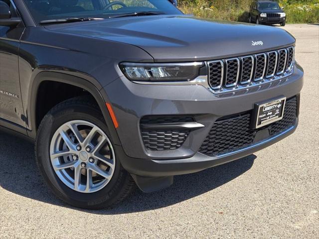 2025 Jeep Grand Cherokee GRAND CHEROKEE LAREDO X 4X4