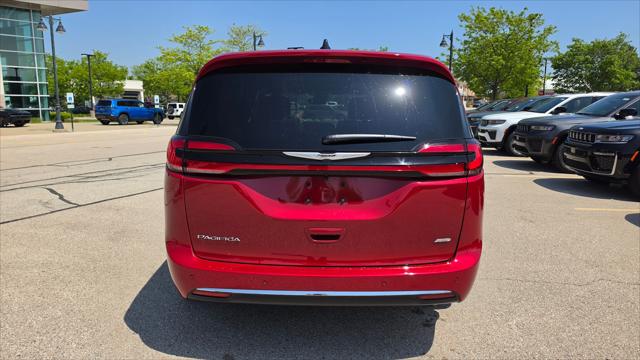 2026 Chrysler Pacifica PACIFICA SELECT AWD