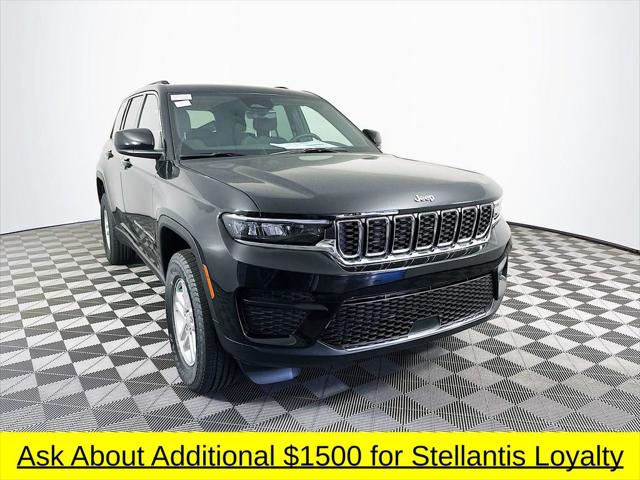 2025 Jeep Grand Cherokee GRAND CHEROKEE LAREDO 4X4 2025 Jeep Grand Cherokee GRAND CHEROKEE LAREDO 4X4