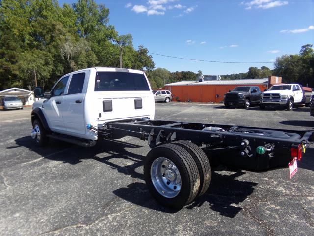 2026 RAM 5500 Chassis RAM 5500 TRADESMAN CHASSIS CREW CAB 4X4 84 CA