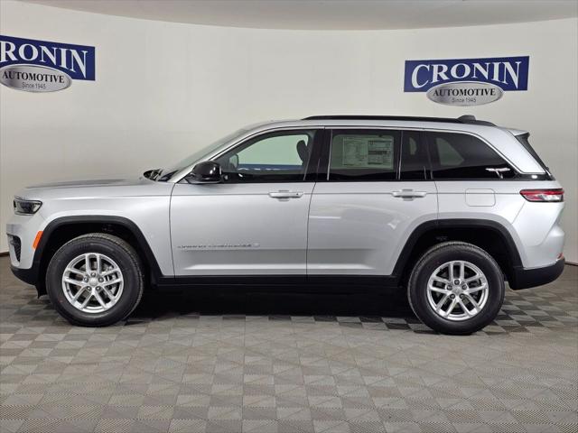 2025 Jeep Grand Cherokee GRAND CHEROKEE LAREDO X 4X4 2025 Jeep Grand Cherokee GRAND CHEROKEE LAREDO X 4X4