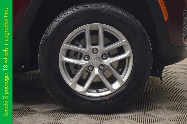 2025 Jeep Grand Cherokee GRAND CHEROKEE LAREDO X 4X4