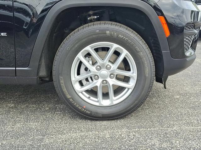 2025 Jeep Grand Cherokee Laredo X 4x4