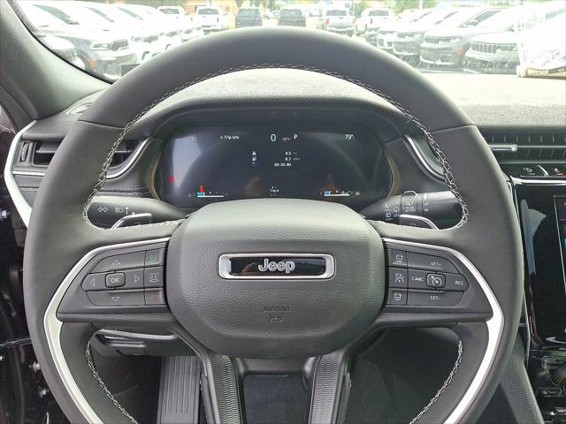 2025 Jeep Grand Cherokee Laredo X 4x4