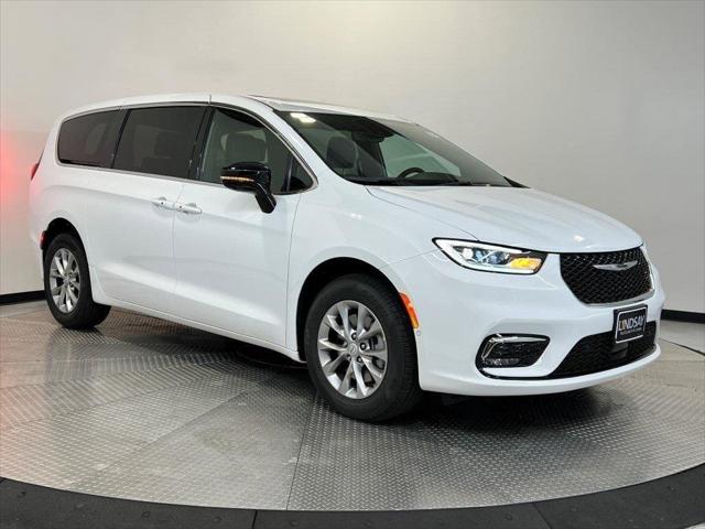 2026 Chrysler Pacifica PACIFICA SELECT AWD