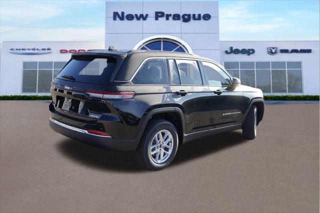 2025 Jeep Grand Cherokee GRAND CHEROKEE LAREDO X 4X4