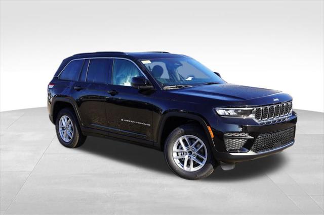2025 Jeep Grand Cherokee GRAND CHEROKEE LAREDO X 4X4 2025 Jeep Grand Cherokee GRAND CHEROKEE LAREDO X 4X4