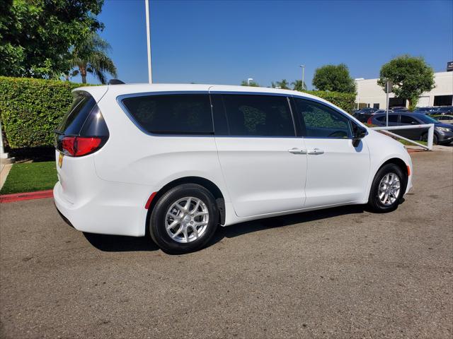2026 Chrysler Voyager VOYAGER LX