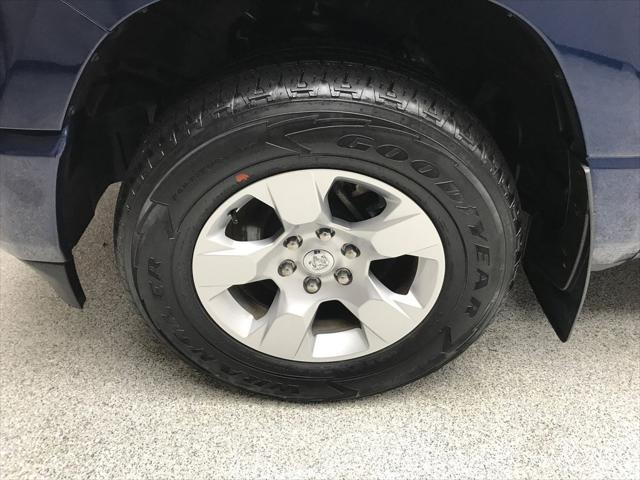 2021 RAM 1500 Big Horn Quad Cab 4x4 64 Box 2021 RAM 1500 Big Horn Quad Cab 4x4 64 Box