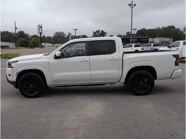 2022 Nissan Frontier Crew Cab SV 4x2