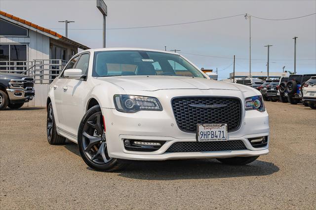 2023 Chrysler 300 Touring L 2023 Chrysler 300 Touring L