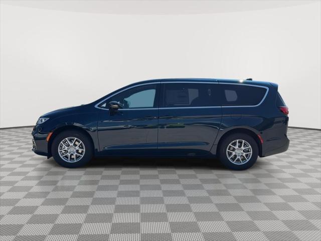 2025 Chrysler Pacifica PACIFICA SELECT