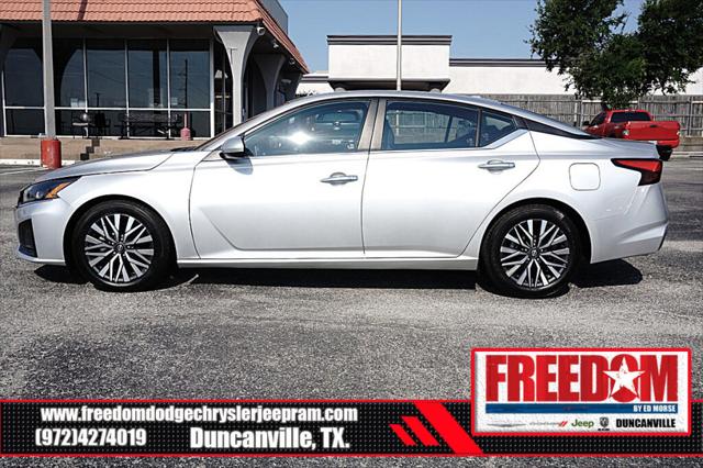 2023 Nissan Altima SV FWD