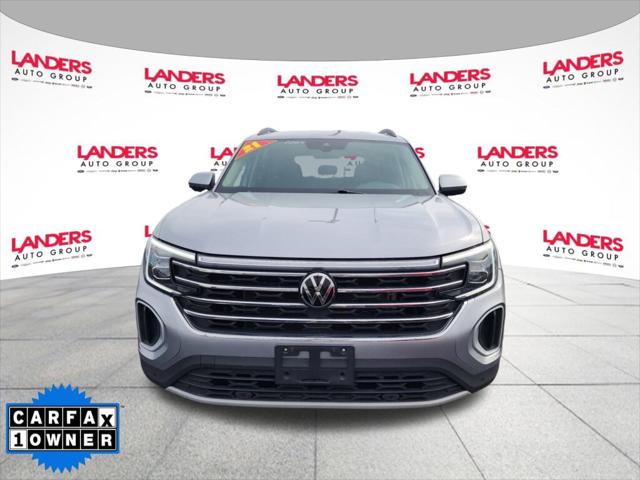 2024 Volkswagen Atlas 2.0T SE w/Technology