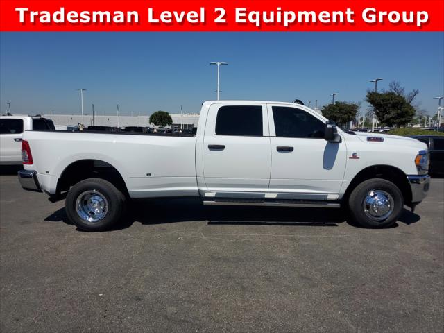 2024 RAM 3500 Tradesman Crew Cab 4x4 8 Box