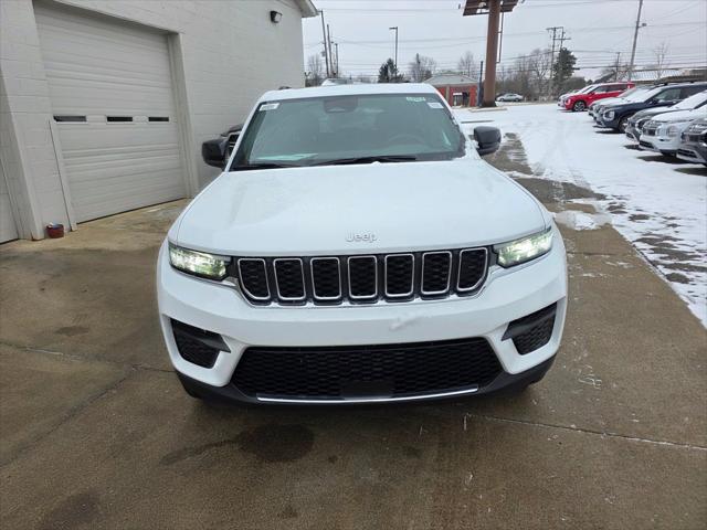 2025 Jeep Grand Cherokee GRAND CHEROKEE LAREDO X 4X4 2025 Jeep Grand Cherokee GRAND CHEROKEE LAREDO X 4X4