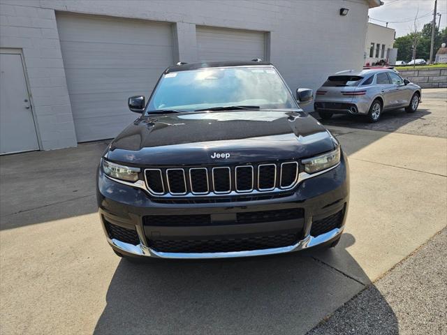 2025 Jeep Grand Cherokee GRAND CHEROKEE L LAREDO 4X4