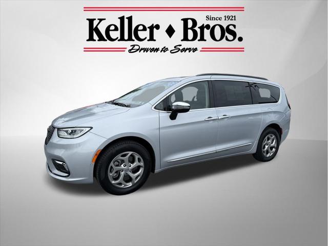 2023 Chrysler Pacifica Limited AWD