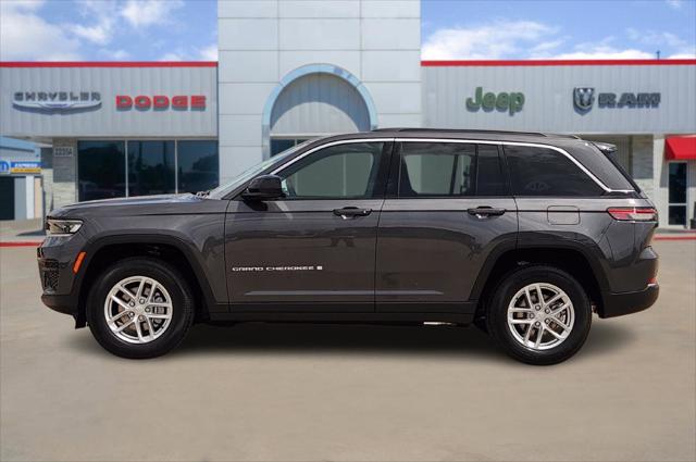 2025 Jeep Grand Cherokee GRAND CHEROKEE LAREDO X 4X4