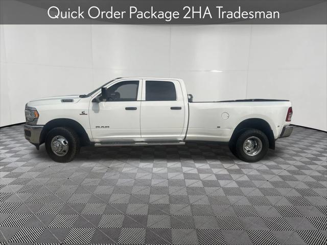 2021 RAM 3500 Tradesman Crew Cab 4x4 8 Box