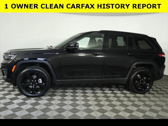 2023 Jeep Grand Cherokee Altitude 4x4 2023 Jeep Grand Cherokee Altitude 4x4