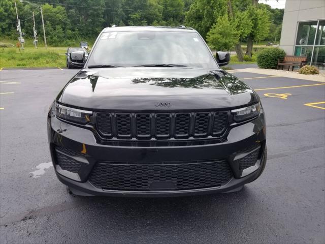 2022 Jeep Grand Cherokee Altitude 4x4