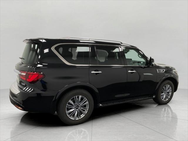 2022 INFINITI QX80 LUXE AWD