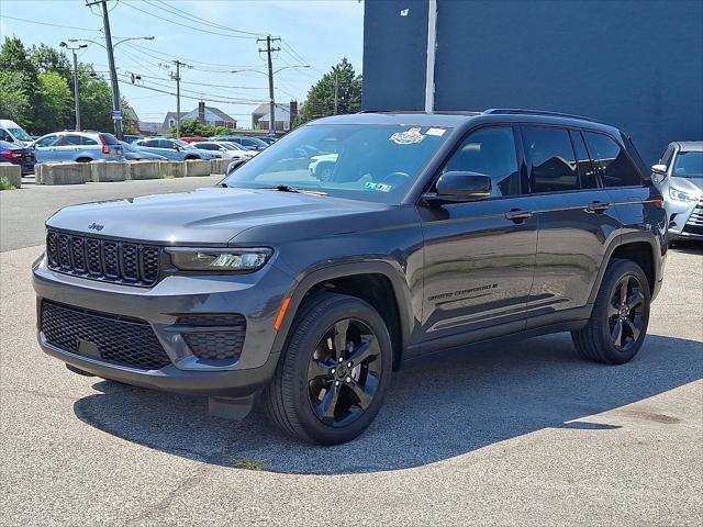 2022 Jeep Grand Cherokee Altitude 4x4