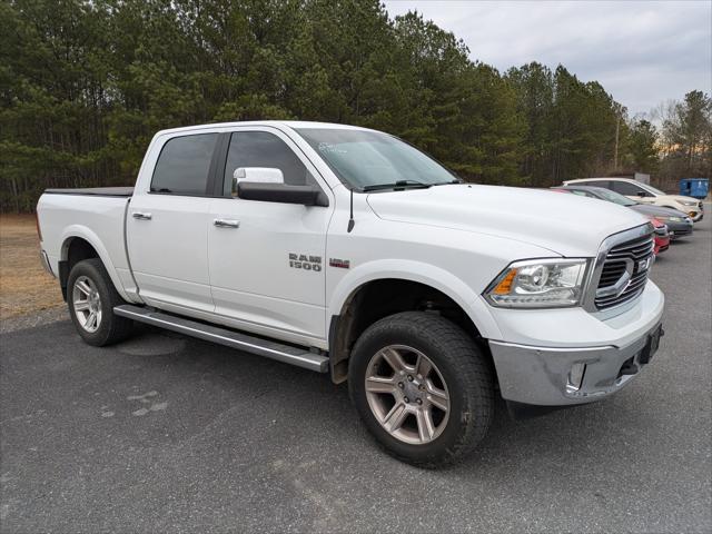 2018 RAM 1500 Laramie Crew Cab 4x4 57 Box