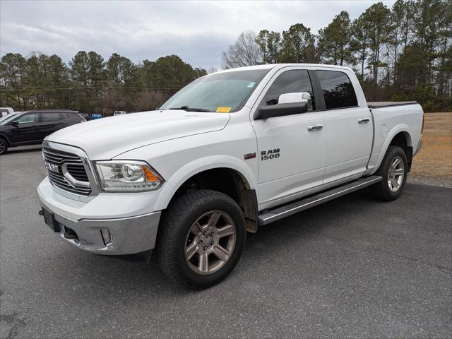 2018 RAM 1500 Laramie Crew Cab 4x4 57 Box