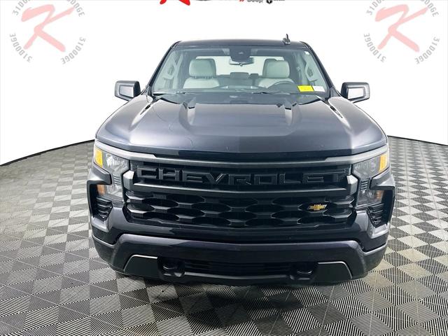 2022 Chevrolet Silverado 1500 4WD Crew Cab Standard Bed Custom