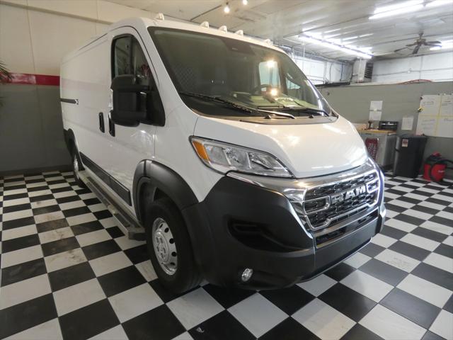 2023 RAM ProMaster 2500 Cargo Van Low Roof 136 WB 2023 RAM ProMaster 2500 Cargo Van Low Roof 136 WB
