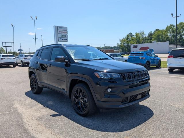 2025 Jeep Compass COMPASS LATITUDE 4X4