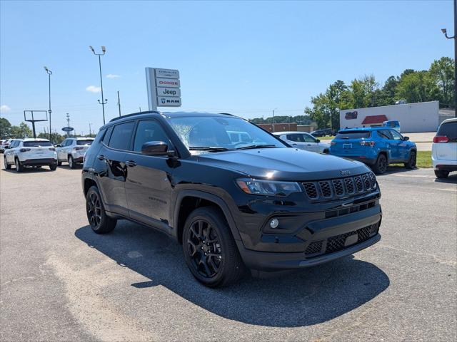 2025 Jeep Compass COMPASS LATITUDE 4X4