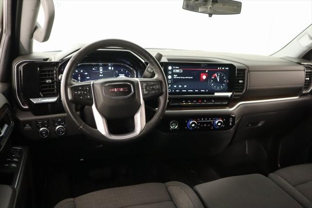 2022 GMC Sierra 1500 4WD Crew Cab Short Box Elevation with 3SB