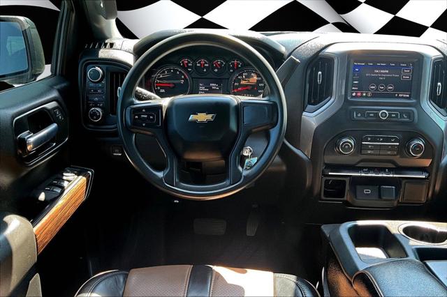 2020 Chevrolet Silverado 1500 4WD Crew Cab Short Bed Custom