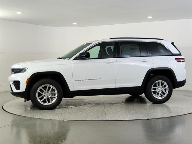 2025 Jeep Grand Cherokee GRAND CHEROKEE LAREDO X 4X4