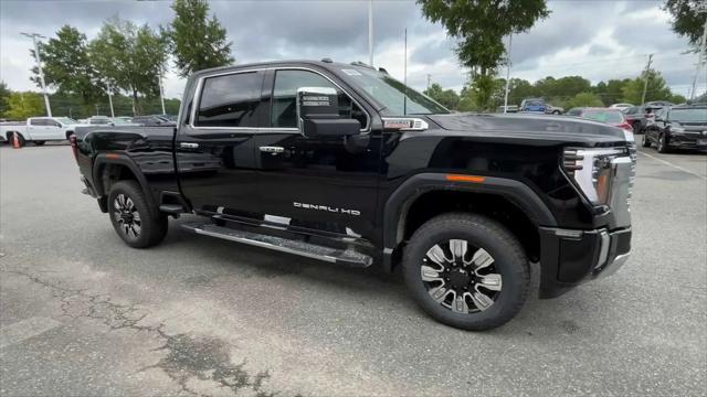 2025 GMC Sierra 2500HD 4WD Crew Cab Standard Bed Denali